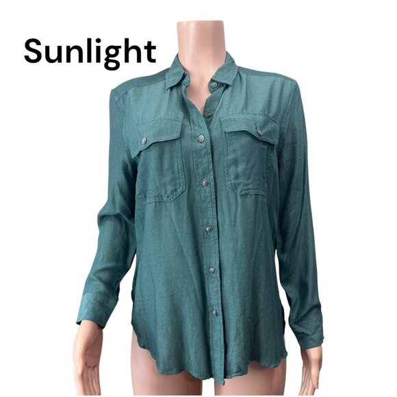 Eddie Bauer Tops - Eddie Bauer Women Petite PM Button Up Shirt Top Green Shaped Fit Business Casual